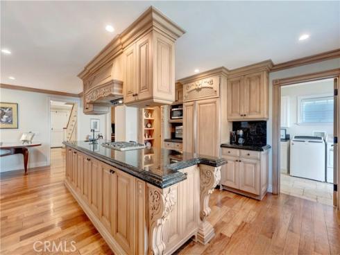 1822 Pine Street, Huntington Beach, CA