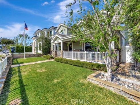 1822 Pine Street, Huntington Beach, CA