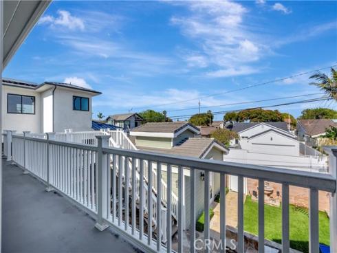 1822 Pine Street, Huntington Beach, CA