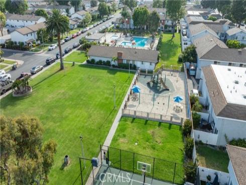 19846 Lures Lane , Huntington Beach, CA