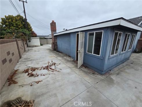 8171  Holland   Drive, Huntington Beach, CA