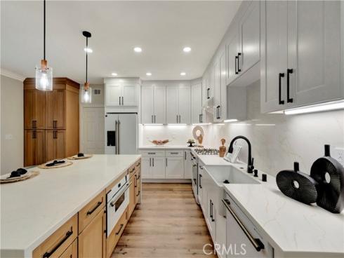 311  22nd   Street, Huntington Beach, CA