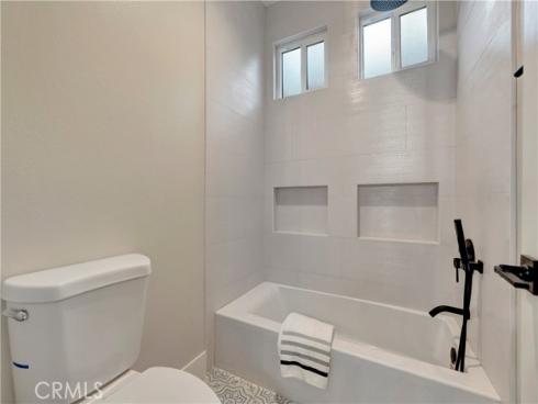 311  22nd   Street, Huntington Beach, CA