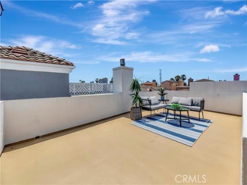 311  22nd   Street, Huntington Beach, CA