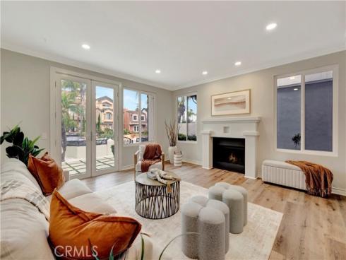 311  22nd   Street, Huntington Beach, CA