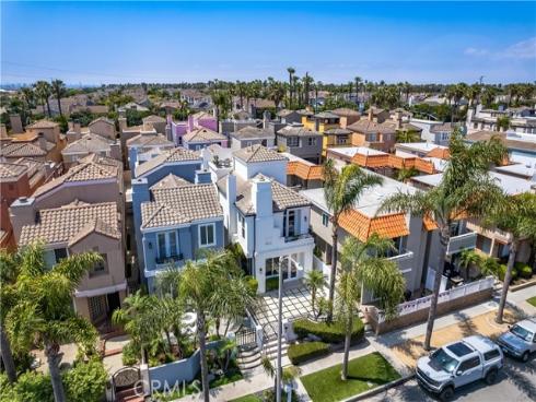 311  22nd   Street, Huntington Beach, CA