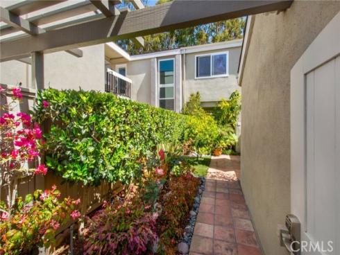 19675 Seacliff Lane, Huntington Beach, CA