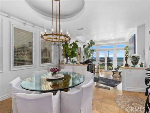 2118 Pacific Coast , Huntington Beach, CA