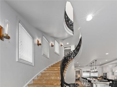 2118 Pacific Coast , Huntington Beach, CA