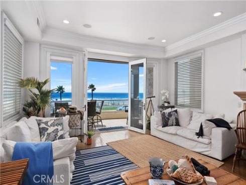 2118 Pacific Coast , Huntington Beach, CA