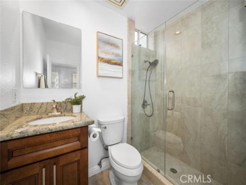 5142 Warner 305 , Huntington Beach, CA