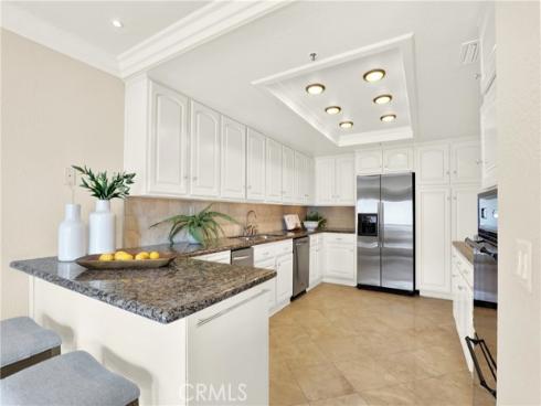 2872 Coast CI205 Circle, Huntington Beach, CA