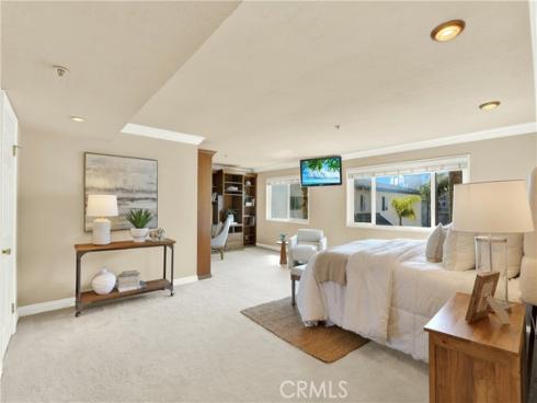 2872 Coast CI205 Circle, Huntington Beach, CA