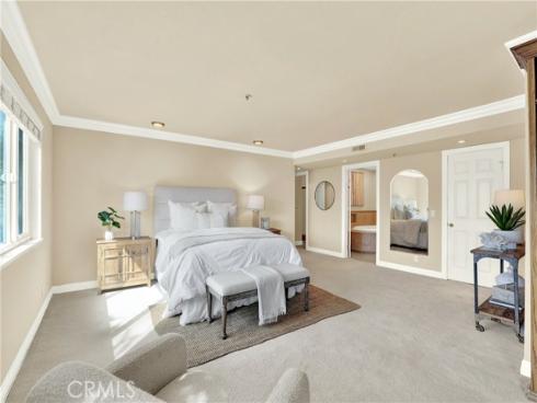 2872 Coast CI205 Circle, Huntington Beach, CA