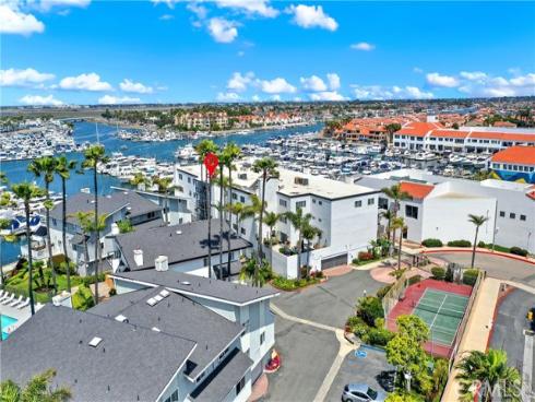 2872 Coast CI205 Circle, Huntington Beach, CA