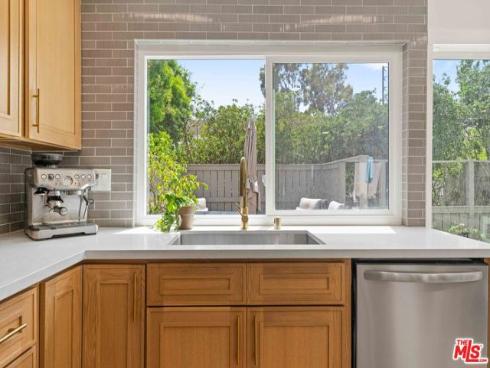 7016 Little Harbor Drive, Huntington Beach, CA