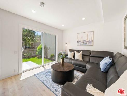 7016 Little Harbor Drive, Huntington Beach, CA