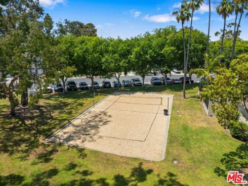 7016 Little Harbor Drive, Huntington Beach, CA