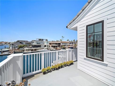 4021 Ondine Circle, Huntington Beach, CA