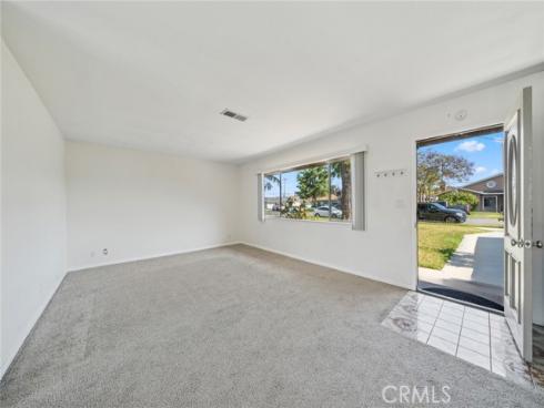 5931 Frontier Circle, Huntington Beach, CA