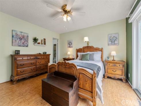 20121 Swansea Lane, Huntington Beach, CA