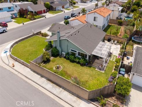 20121 Swansea Lane, Huntington Beach, CA