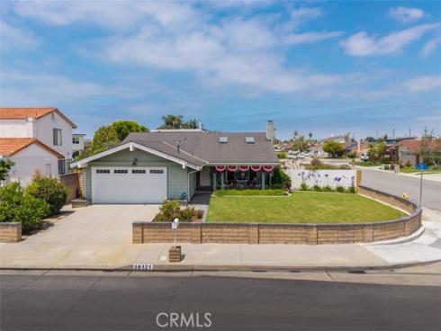 20121 Swansea Lane, Huntington Beach, CA