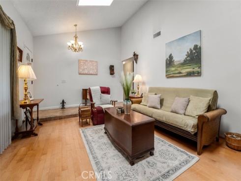 20121 Swansea Lane, Huntington Beach, CA