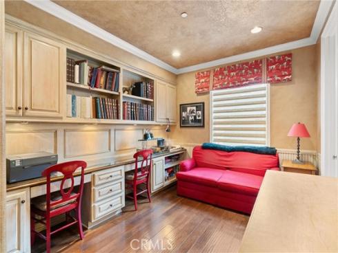 18912 Rockinghorse Lane, Huntington Beach, CA