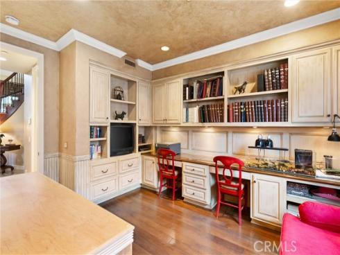 18912 Rockinghorse Lane, Huntington Beach, CA