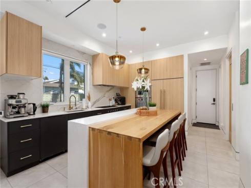 620 Huntington Street, Huntington Beach, CA