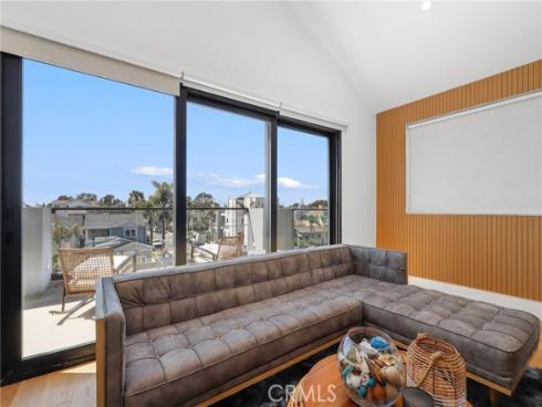 620 Huntington Street, Huntington Beach, CA