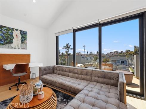 620 Huntington Street, Huntington Beach, CA