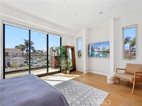 620 Huntington Street, Huntington Beach, CA