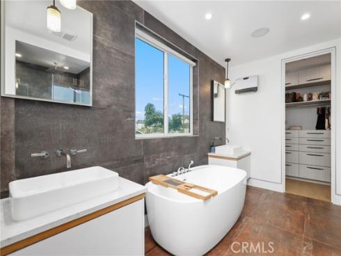 620 Huntington Street, Huntington Beach, CA