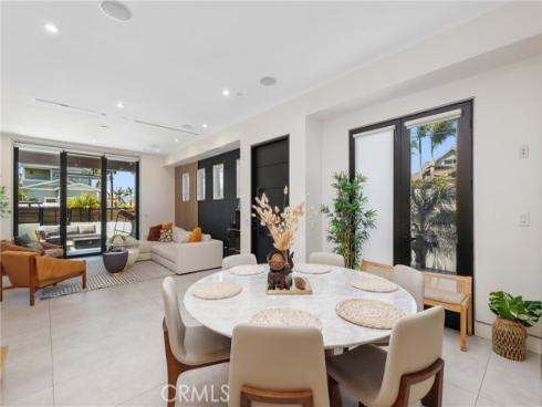 620 Huntington Street, Huntington Beach, CA