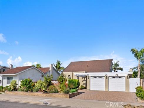 21692 Seaside Lane, Huntington Beach, CA