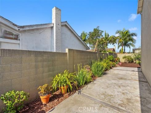 21692 Seaside Lane, Huntington Beach, CA