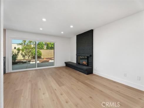 21692 Seaside Lane, Huntington Beach, CA