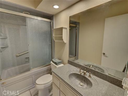 7825 Seaglen Drive, Huntington Beach, CA