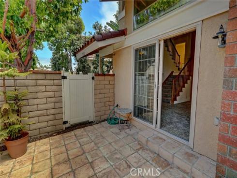 7825 Seaglen Drive, Huntington Beach, CA