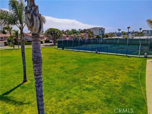 7825  Seaglen   Drive, Huntington Beach, CA
