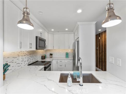 1200 Pacific Coast 114 , Huntington Beach, CA