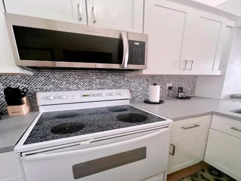 20371 Bluffside B404 Circle, Huntington Beach, CA