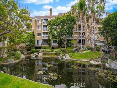 20371 Bluffside B404 Circle, Huntington Beach, CA