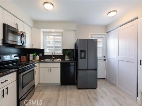 19847 Coventry Lane, Huntington Beach, CA