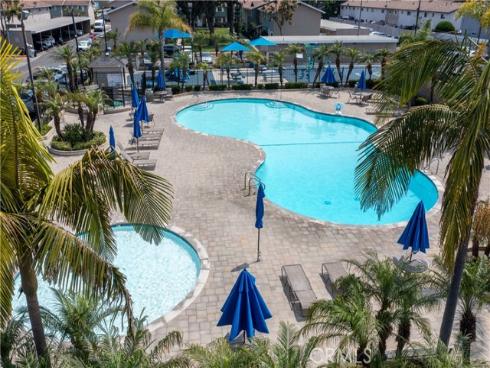 19847 Coventry Lane, Huntington Beach, CA