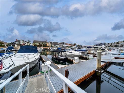 16061 Surprise Lane, Huntington Beach, CA