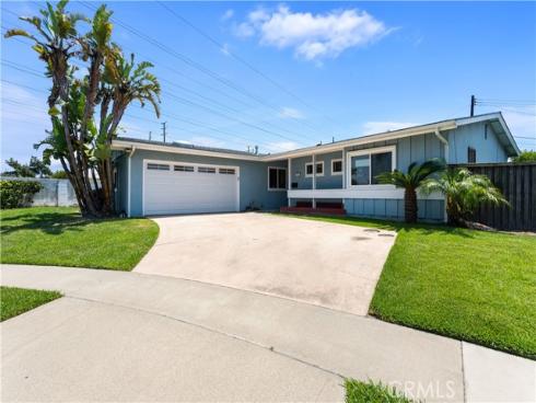 10402 Oronsay Circle, Huntington Beach, CA