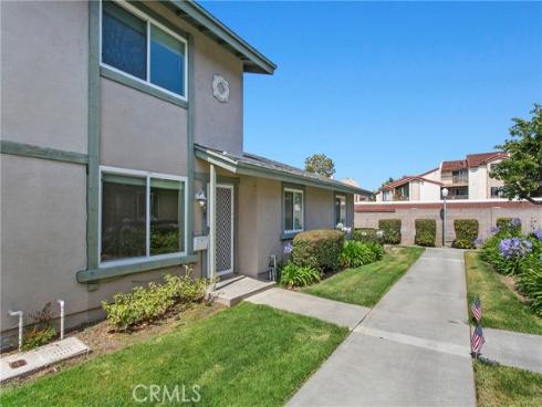 4734 Cielo 137 Drive, Huntington Beach, CA